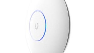 Access Point|UBIQUITI|1300 Mbps|IEEE 802.11a|IEEE 802.11b|IEEE 802.11g|IEEE 802.11n|IEEE 802.11ac|1xUSB 2.0|2xRJ45|Number of antennas 3|UAP-AC-PRO
