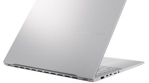 Notebook|ASUS|VivoBook S|M5606UA-MX088W|CPU  Ryzen 7|8845HS|3800 MHz|16"|3200x2000|RAM 16GB|LPDDR5x|SSD 1TB|AMD Radeon Graphics|Integrated|ENG|Card Reader Micro SD|Windows 11 Home|Silver|1.5 kg|90NB1483-M00620