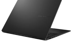 Notebook|ASUS|VivoBook S|16 OLED|M5606UA-MX087W|CPU  Ryzen 7|8845HS|3800 MHz|16"|3200x2000|RAM 16GB|LPDDR5x|SSD 1TB|AMD Radeon Graphics|Integrated|ENG|NumberPad|Card Reader Micro SD|Windows 11 Home|Black|1.5 kg|90NB1482-M00610