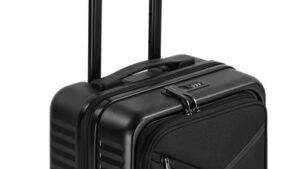 NB CASE TROLLEY HARDSHELL 20"/8180 RIVACASE